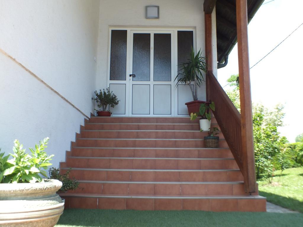 Apartment Bastaja Szluin Szoba fotó